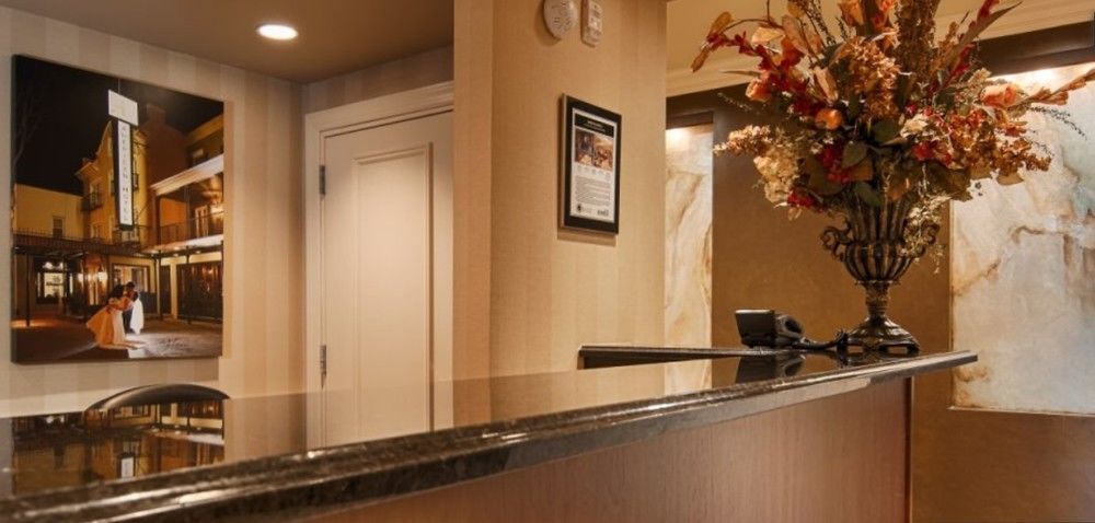 American Hotel Freehold Dış mekan fotoğraf