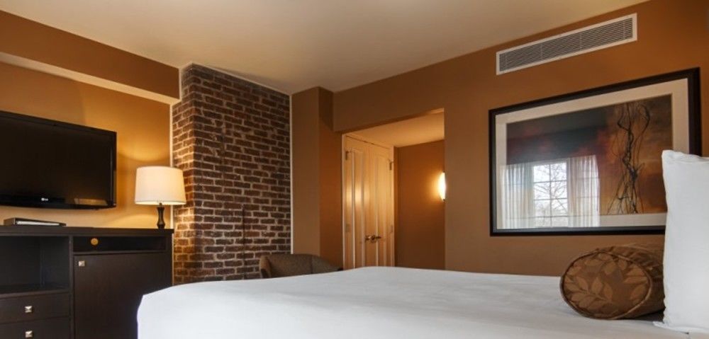 American Hotel Freehold Dış mekan fotoğraf